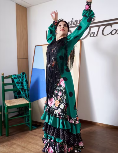 Azahara Alcaine bailaora malagueña
