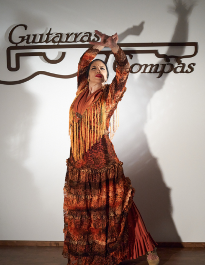 Luisa Chicano figura baile flamenco