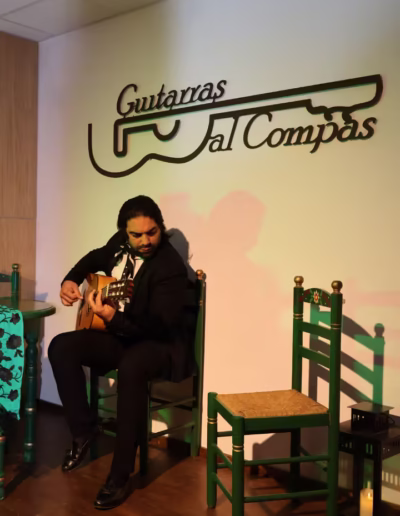 El polifacético artista flamenco Nané Lucas momentos antes de su actuación en Guitarras al Compás