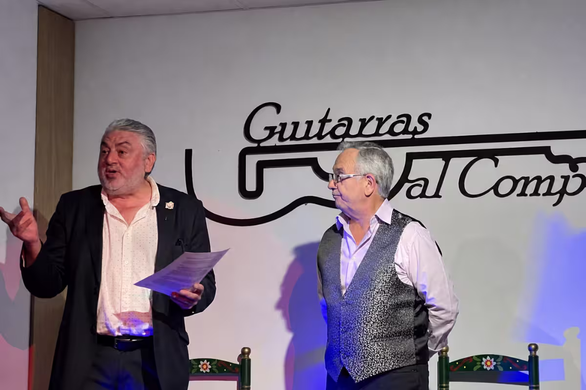 Pedro Gordillo y Gregorio Valderrama presentan Las Zambras en el III Ramillete Flamenco